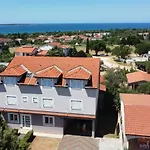 Jozic Διαμέρισμα *