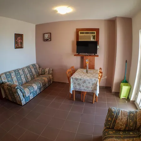 Jozic Apartamento *